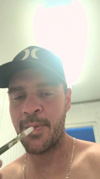 Rustynuts23 webcam model stream image