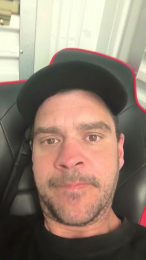 Rustynuts23 webcam model stream image