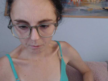 cleophee webcam model stream image