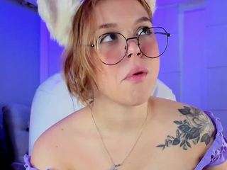 thalia-13 webcam model stream image