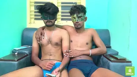 lucufercouple_ webcam model stream image