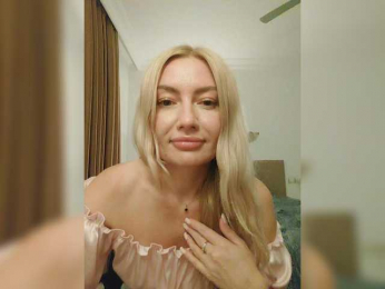 AlenaFeya webcam model stream image