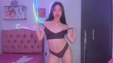 Alice_bloom_ webcam model stream image