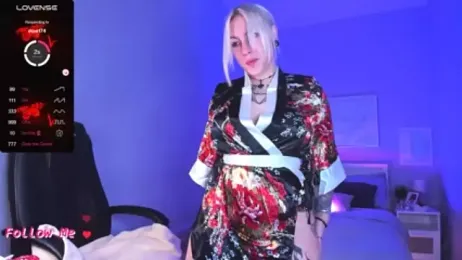IvyHoney webcam model stream image