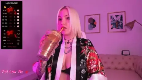 IvyHoney webcam model stream image