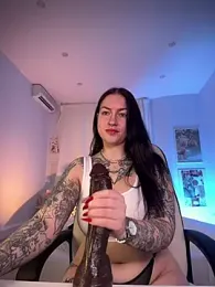 IvyHoney webcam model stream image