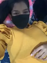 hottiess69 webcam model stream image