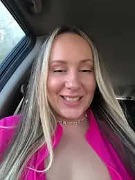 Mona_Plus webcam stripchat model stream image