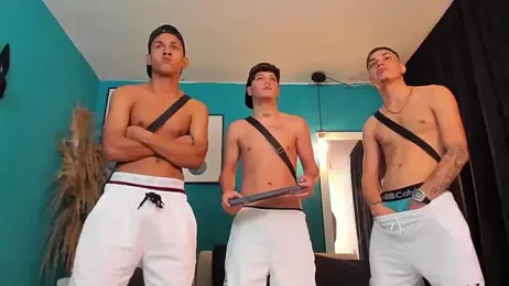 Oficial_KingOfHeavens webcam model stream image