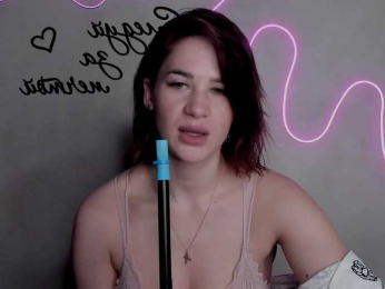 EllyBurton webcam model stream image