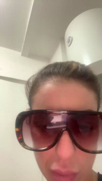 Crystal9898 webcam model stream image