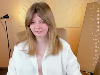 salut_love webcam model stream image