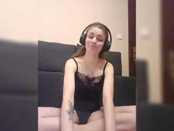 Nezukooooo webcam model stream image