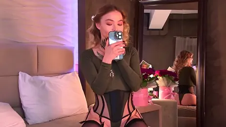 AriWild webcam stripchat model stream image