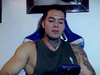 Lucifer Starr webcam model stream image