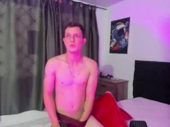 ryan15_ webcam model stream image