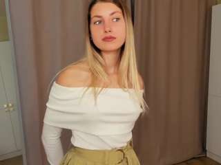 lorrilivernoche webcam model stream image