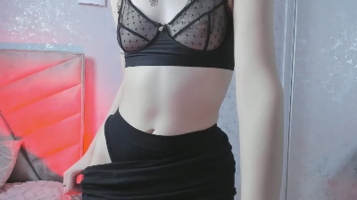 QueenieGreaves webcam model stream image