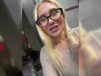Tvoyasamka77 webcam model stream image