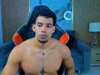 Zaiden Klein webcam model stream image