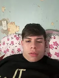 Soyivan22 webcam stripchat model stream image