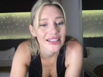 StellaMuse webcam bongacams model stream image