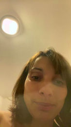 clovise233 webcam cam4 model stream image