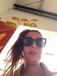 Deborahoff webcam model stream image