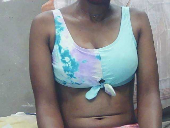 WinnieSexy webcam bongacams model stream image