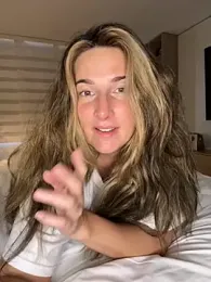 Thescorpionfr_ webcam model stream image