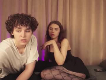 couplesilk webcam model stream image