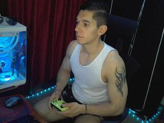 Henry Adkinds webcam model stream image