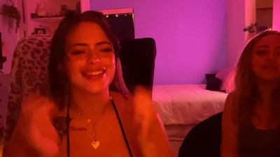 sluttybunny777 webcam model stream image