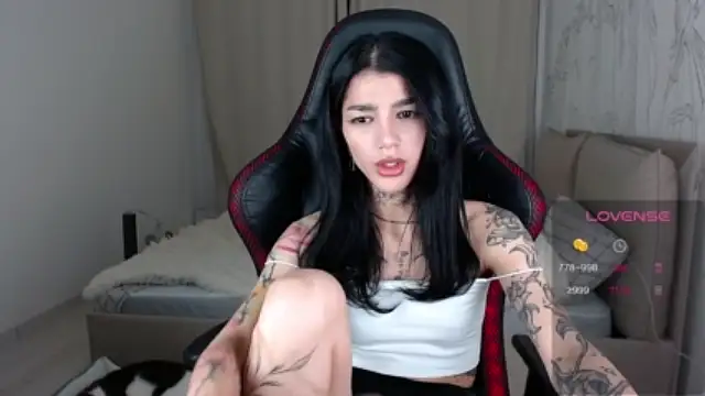 vinkitinkii webcam model stream image