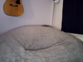 chri_i webcam model stream image