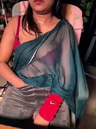 Lucky_Flora webcam stripchat model stream image