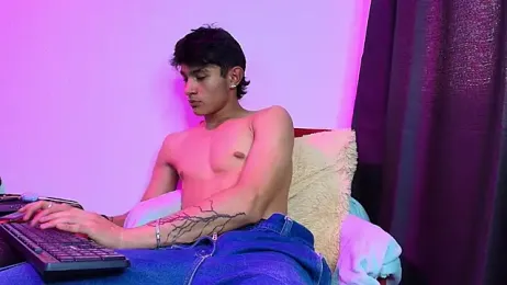 Bastian_wolf_ webcam model stream image