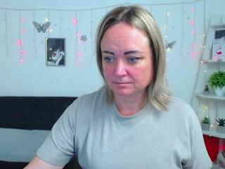 Sneaky Kate webcam model stream image