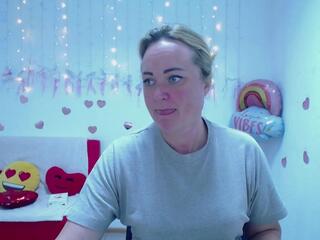Sneaky Kate webcam model stream image
