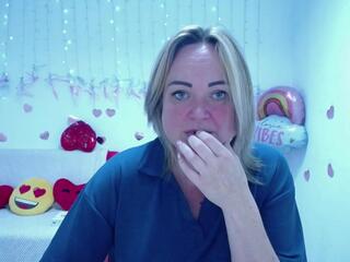 Sneaky Kate webcam model stream image