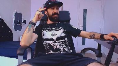 AxelColton webcam model stream image