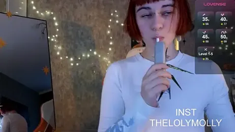 LolyMolli webcam model stream image