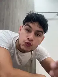 DaviesBrown webcam model stream image