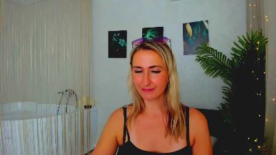 GentleFlowe webcam cam4 model stream image