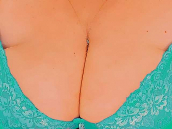 XBIGTITSXX webcam bongacams model stream image