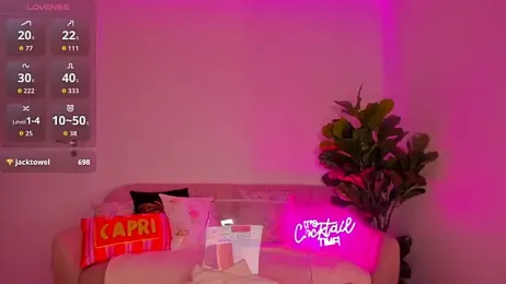 TiaBelle webcam model stream image