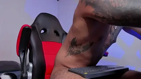 LuigiVitale_1 webcam stripchat model stream image