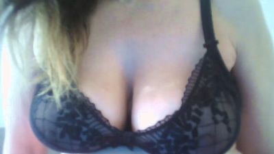 meringa20 webcam model stream image