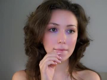 loriamarzinske webcam model stream image