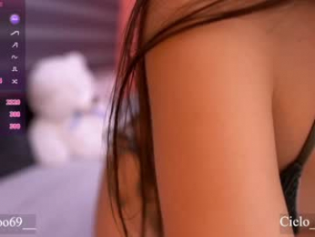 cielo69_ webcam model stream image